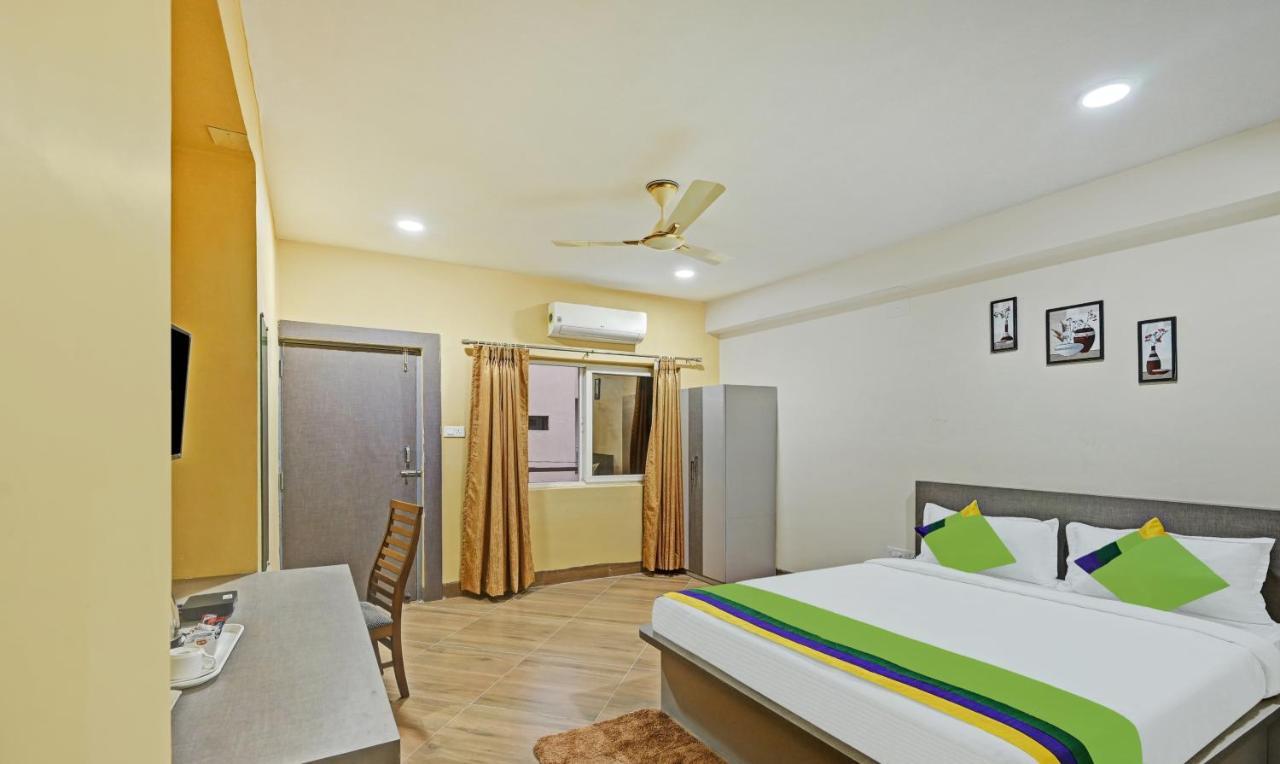 Treebo Sidhartha Elite Hotel Bhubaneswar Exterior photo